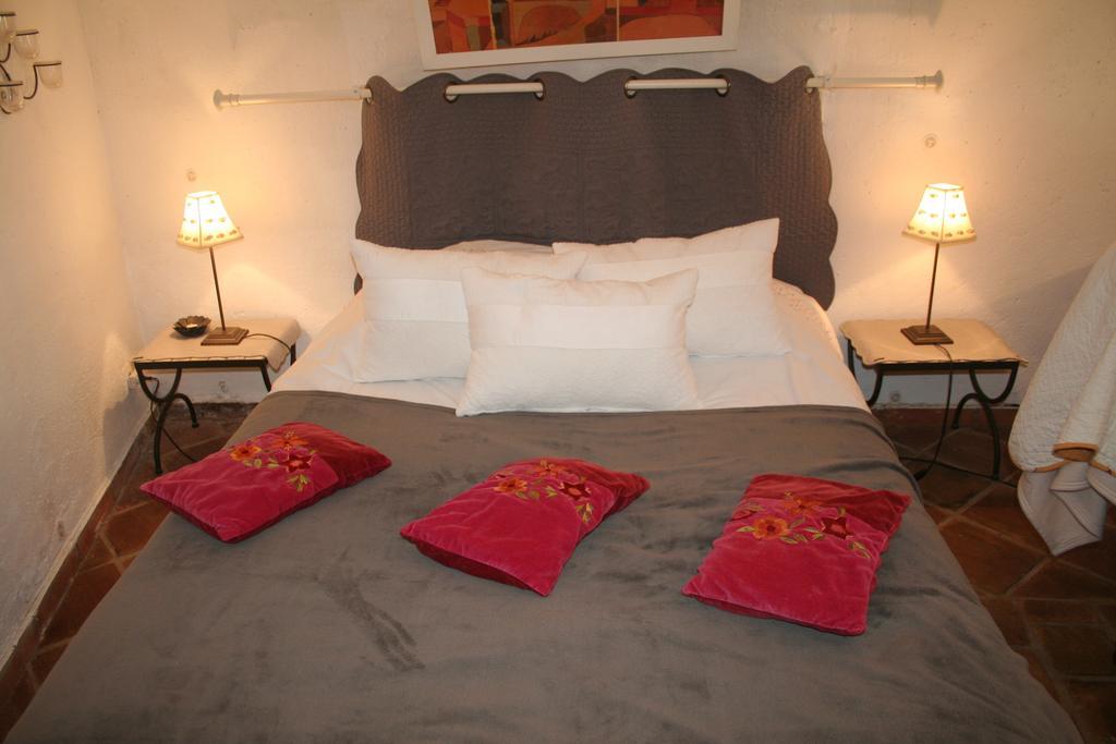 Chambre D'Hotes La Romarine Barnave Exteriör bild