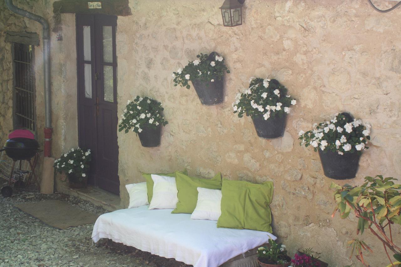 Chambre D'Hotes La Romarine Barnave Exteriör bild